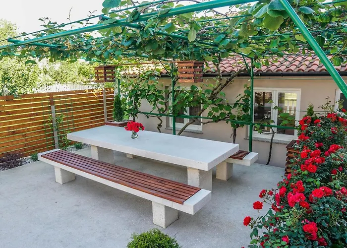 Dalibor 1870 Apartament Pula