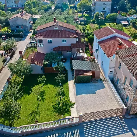 Dalibor 1870 Appartamento Pola