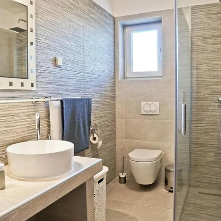 Dalibor 1870 Apartamento *